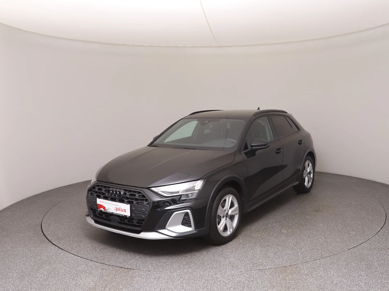 Bild eines Audi A3 allstreet 40 TFSI e