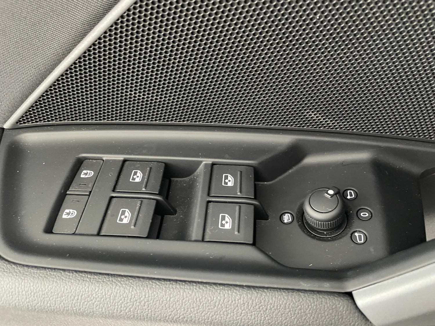Bild eines Audi A3 allstreet 40 TFSI e