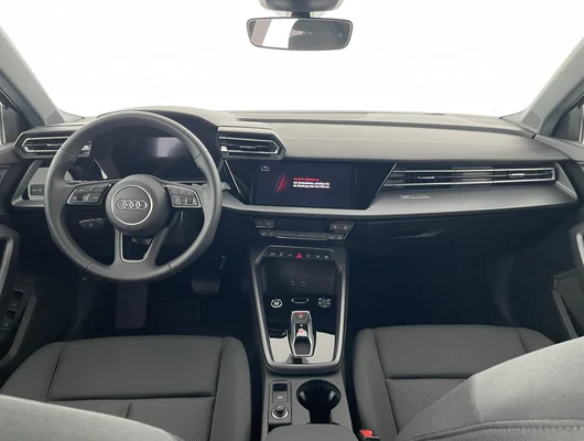 Bild eines Audi A3 allstreet 40 TFSI e