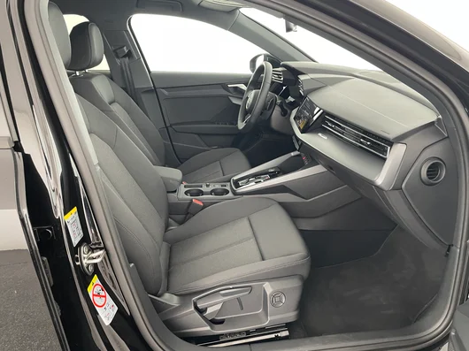Bild eines Audi A3 allstreet 40 TFSI e