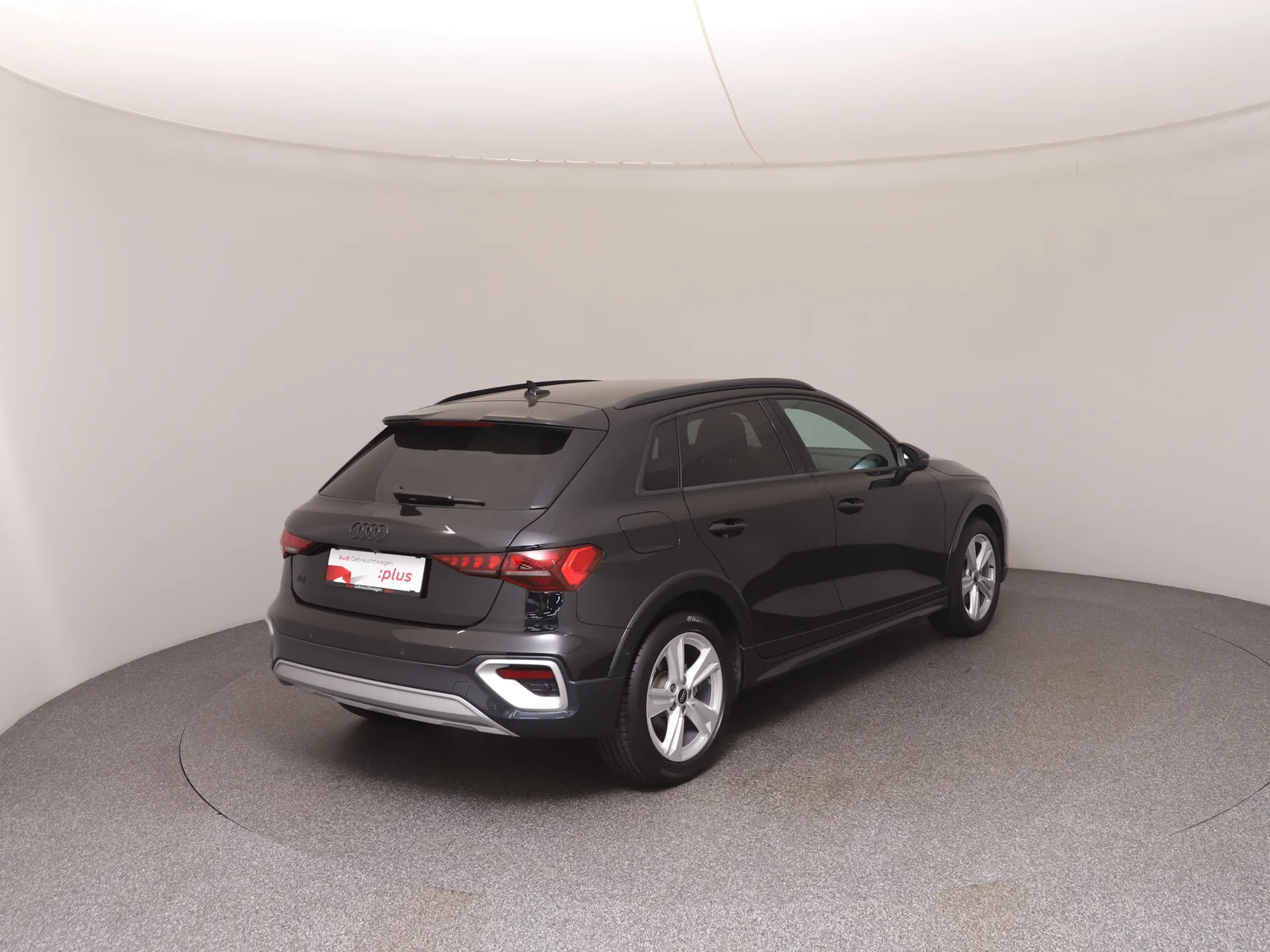 Bild eines Audi A3 allstreet 40 TFSI e
