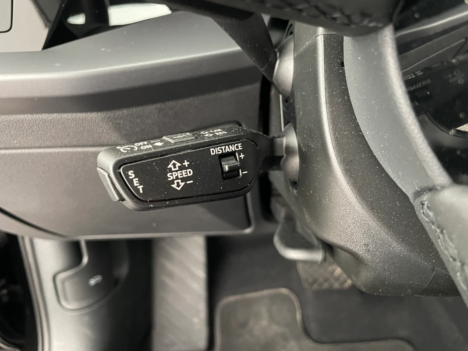 Bild eines Audi A3 allstreet 40 TFSI e
