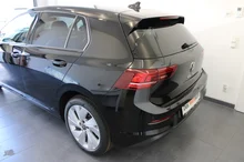 VW Golf Rabbit mHEV DSG in Grenadillschwarz Metallic