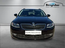 Škoda Octavia Combi Ambition+ TDI in Black-Magic Perleffekt
