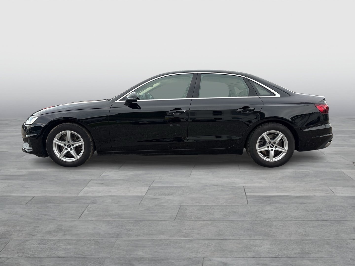 Audi A4 Limousine 30 TDI | Bild 2 von 16