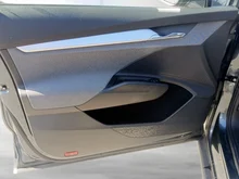Škoda Enyaq 60 in schwarz - normal