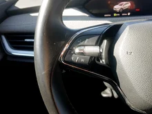 Škoda Enyaq 60 in schwarz - normal