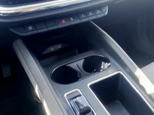 Škoda Enyaq 60 in schwarz - normal