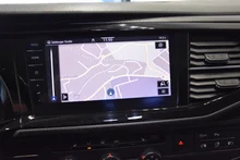 VW Multivan T6.1 Transporter Multivan FWD Comfortline in deep black perleffekt