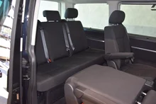 VW Multivan T6.1 Transporter Multivan FWD Comfortline in deep black perleffekt