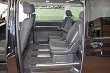VW Multivan T6.1 Transporter Multivan FWD Comfortline in deep black perleffekt