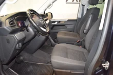 VW Multivan T6.1 Transporter Multivan FWD Comfortline in deep black perleffekt