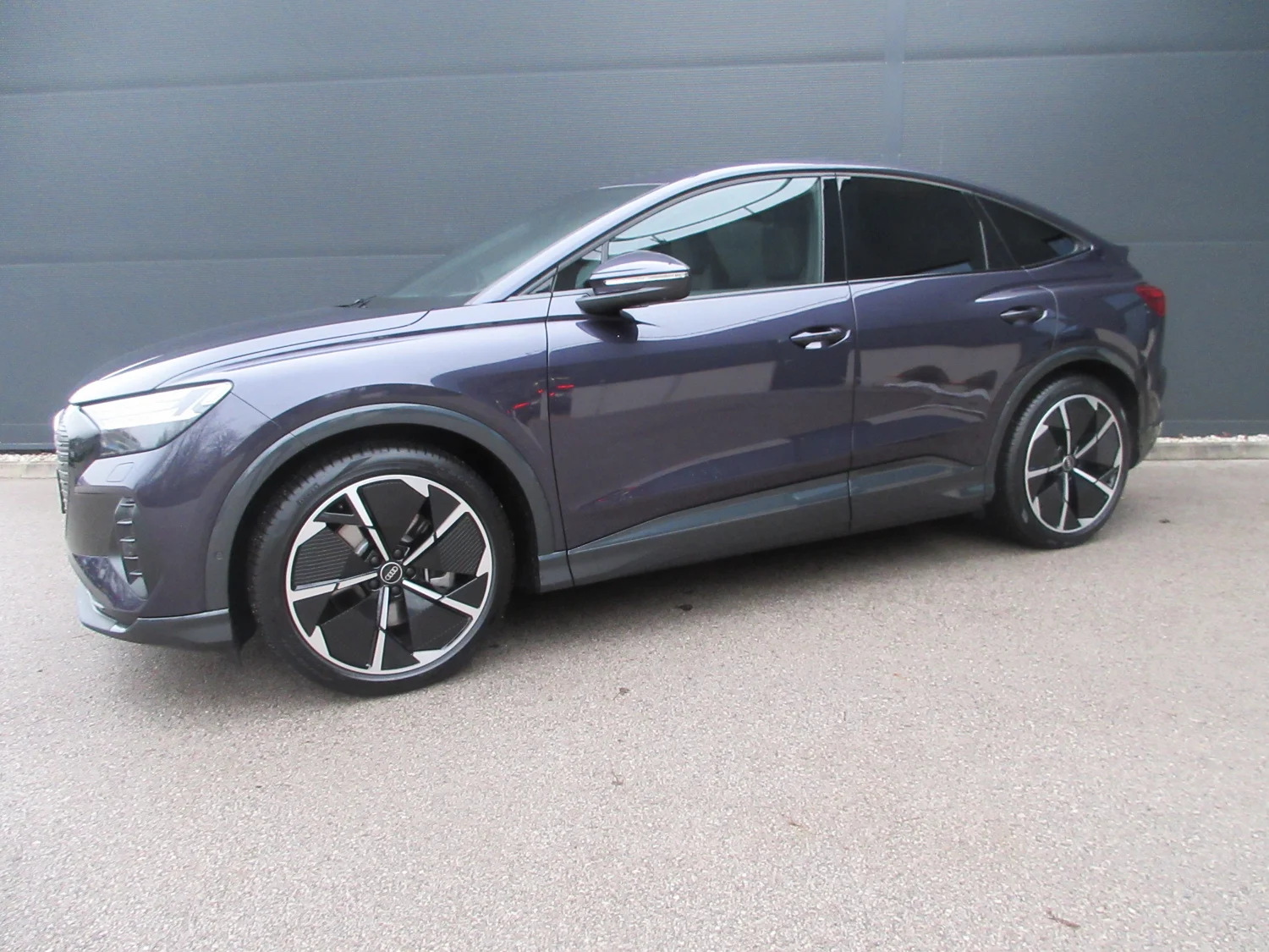 Bild eines Q4 Sportback 45 e-tron quattro