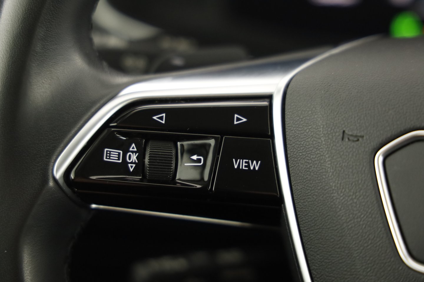 Audi A6 Avant 40 TDI quattro Design | Bild 13 von 25