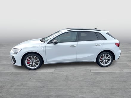 Audi A3 Sportback 45 TFSI e S line