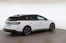 VW ID.7 Tourer GTX 4MOTION 250kW Business in Gletscherweiß Metallic Dach Schwarz