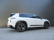 Škoda Peaq Sportline 90x in Moon-Weiß Metallic