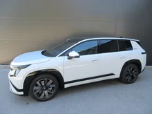 Škoda Peaq Sportline 90x in Moon-Weiß Metallic