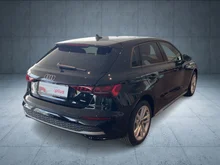 Audi A3 Sportback 30 TFSI in A2 Brillantschwarz