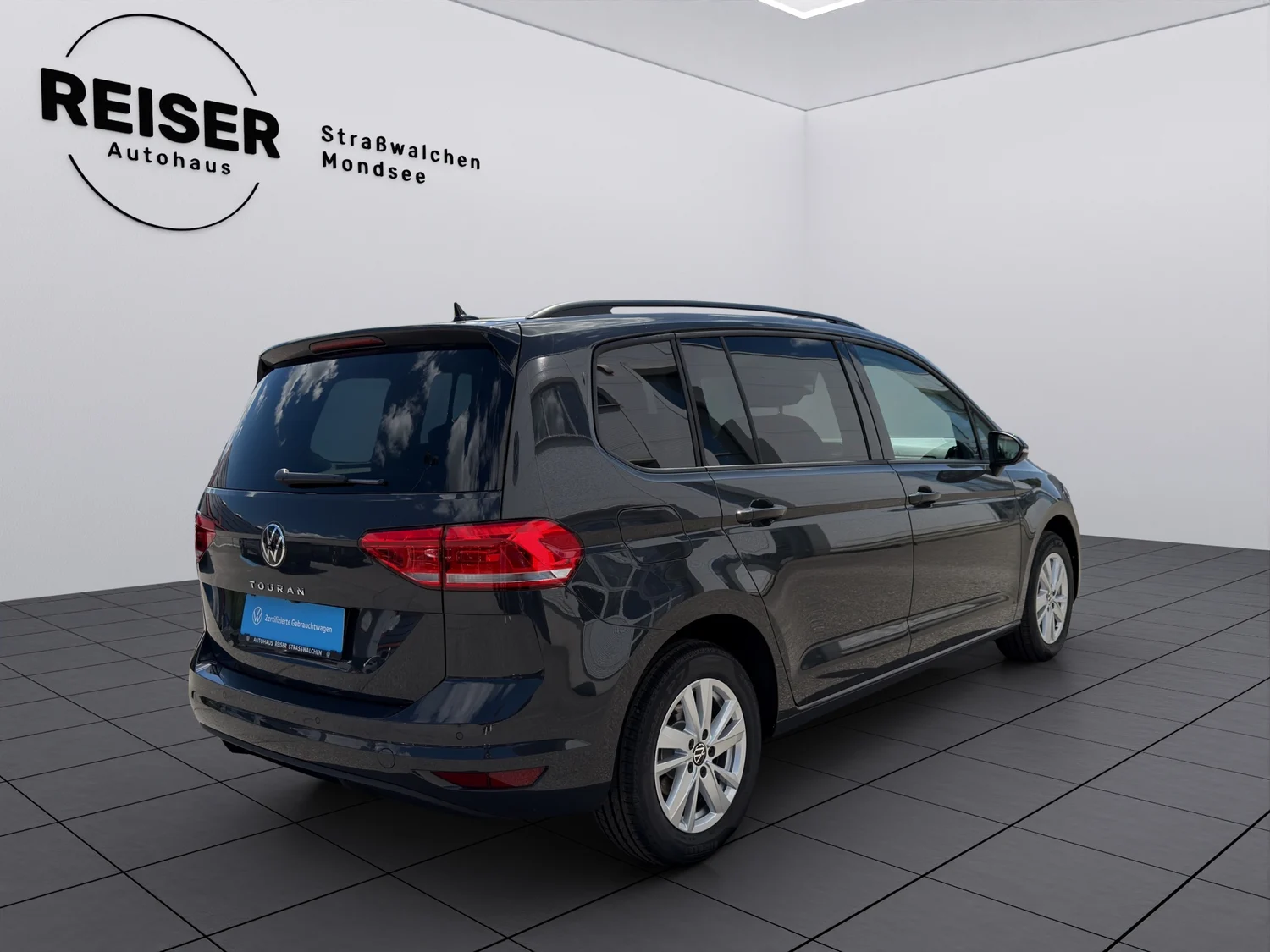 Bild eines VW Touran Life TSI