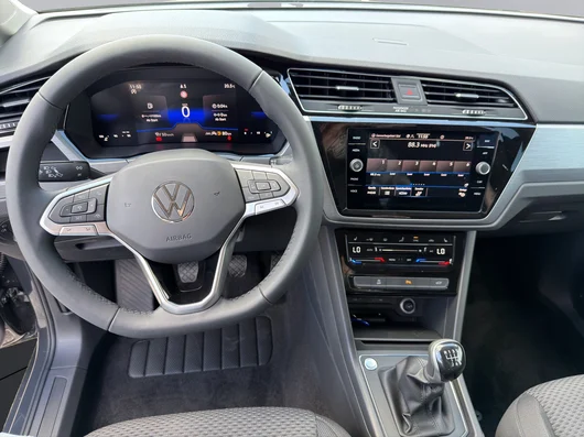 Bild eines VW Touran Life TSI
