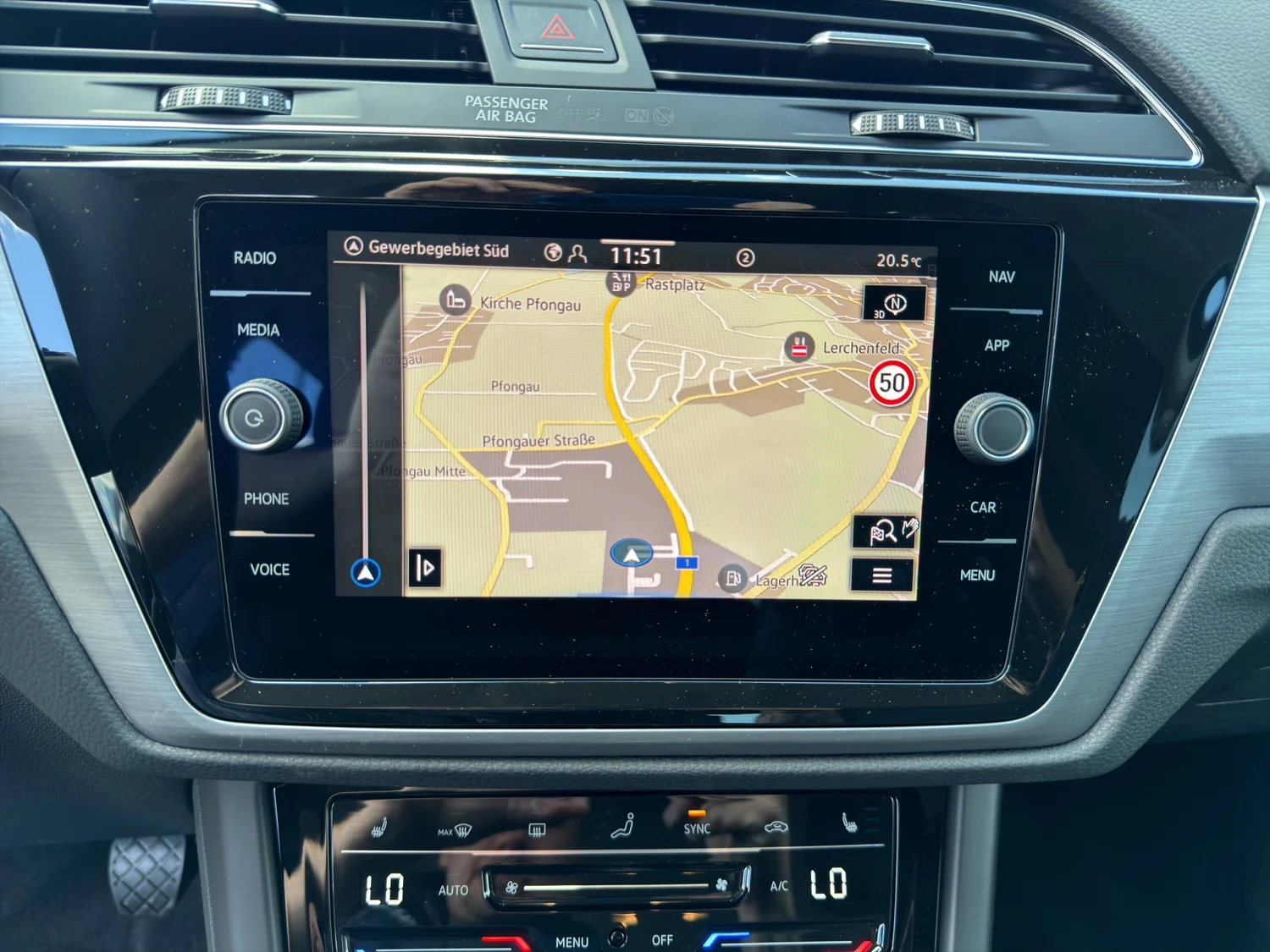 Bild eines VW Touran Life TSI