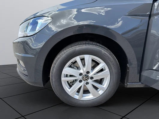 Bild eines VW Touran Life TSI