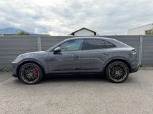 Porsche Macan Turbo in schiefergrau neo