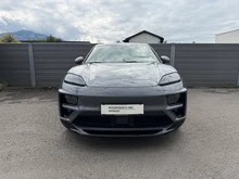Porsche Macan Turbo in schiefergrau neo
