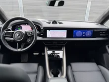 Porsche Macan Turbo in schiefergrau neo