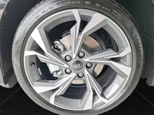 Thumbnail-Foto von Fahrzeug