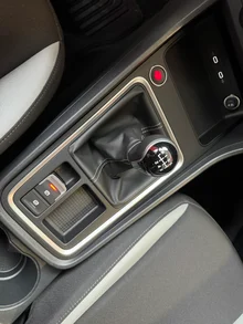 SEAT Ateca Reference 1.0 TSI in Panther-Schwarz Metallic