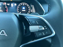 Škoda Octavia Combi Selection TSI mHEV DSG in Graphit-Grau Metallic