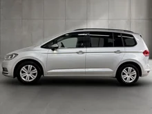 VW Touran TDI DSG in Reflexsilber Metallic