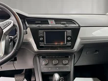 VW Touran TDI DSG in Reflexsilber Metallic