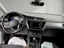 VW Touran TDI DSG in Reflexsilber Metallic