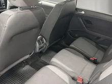 VW Touran TDI DSG in Reflexsilber Metallic