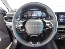 Škoda Kamiq Essence TSI in Graphit-Grau Metallic