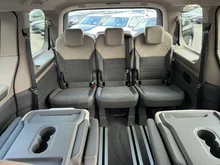 VW Multivan Edition eHybrid 180 kW 4MOTION in Candyweiß/Dach Deepblack