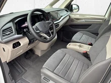 VW Multivan Edition eHybrid 180 kW 4MOTION in Candyweiß/Dach Deepblack