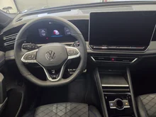 VW Tiguan Sport eTSI DSG in Grenadillschwarz Metallic