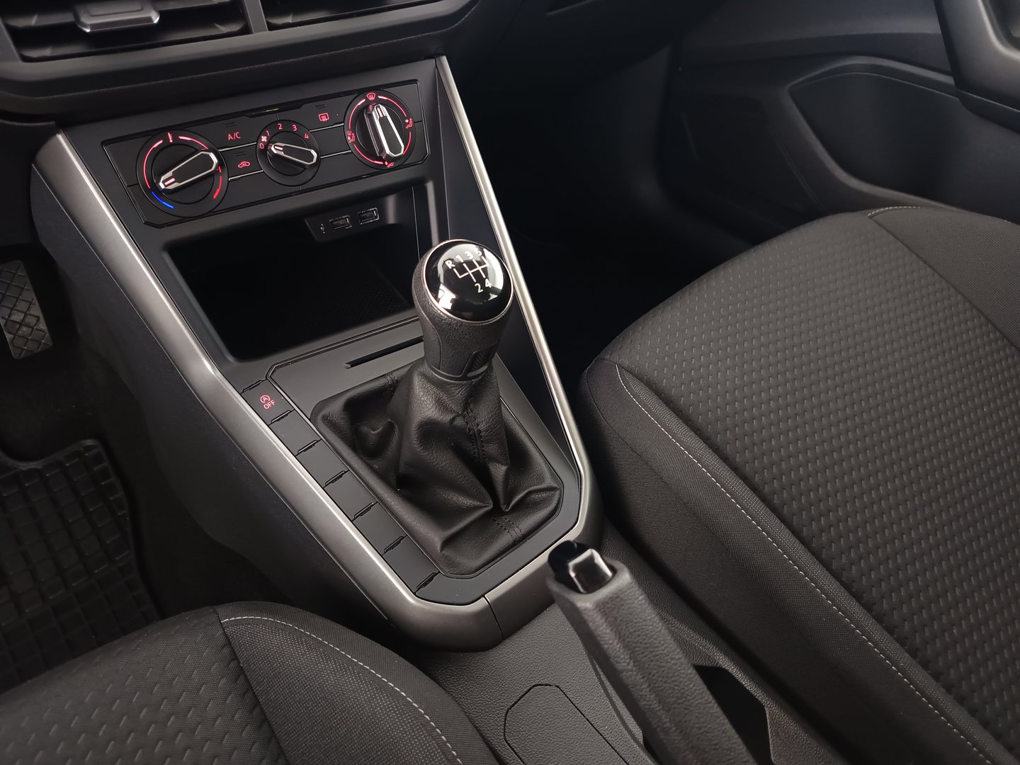 VW Polo Comfortline TSI OPF | Bild 26 von 30