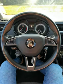 Thumbnail-Foto von Fahrzeug