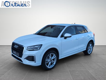 Audi Q2 35 TFSI admired