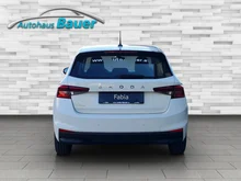 Škoda Fabia Essence TSI in Alaska-Weiß