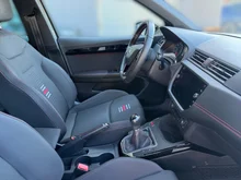 SEAT Arona FR EcoTSI in Fels-Grau Metallic Dach Nacht-Schwarz