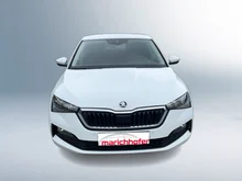 Škoda Scala Ambition TSI in Moon-Weiß Metallic
