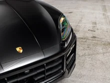 Porsche Cayenne E-Hybrid in CHROMITSCHWARZMETALLIC