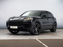 Porsche Cayenne E-Hybrid in CHROMITSCHWARZMETALLIC