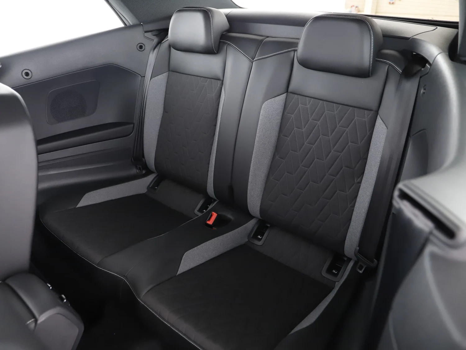 Bild eines VW T-Roc Cabriolet Style TSI